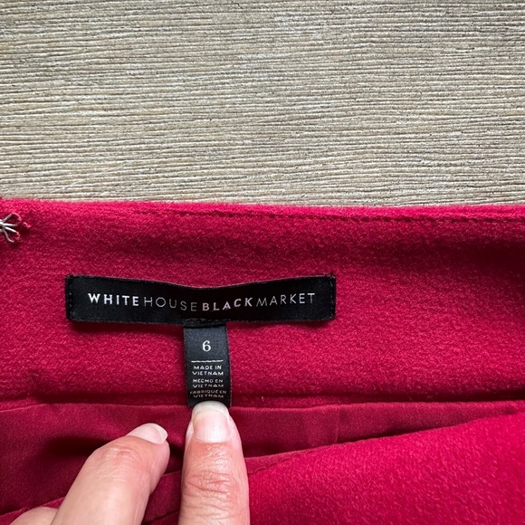 White House Black Market cranberry Pencil Skirt 6 EUC - Picture 3 of 8